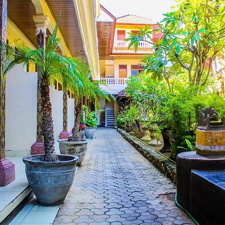 Bali Manik Beach Inn Kuta Lombok Exterior foto